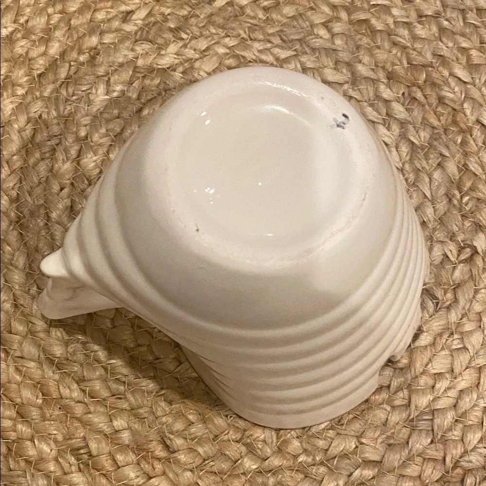 Elan Beehive Udon or Ramen Ceramic Bowl. Off White.